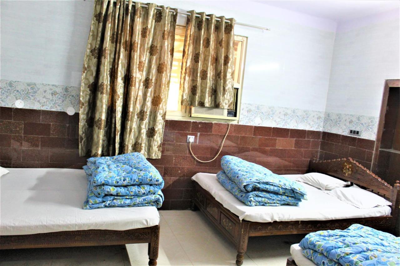Central Guest House @ Aulia Dargah New Delhi Extérieur photo