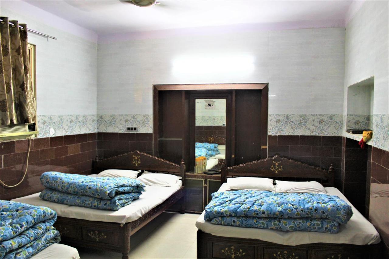 Central Guest House @ Aulia Dargah New Delhi Extérieur photo